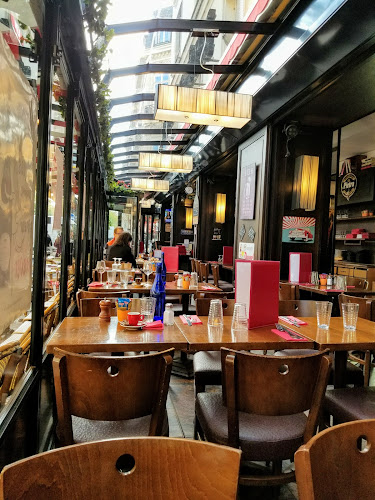 Brasserie Café La Tour Maubourg Paris