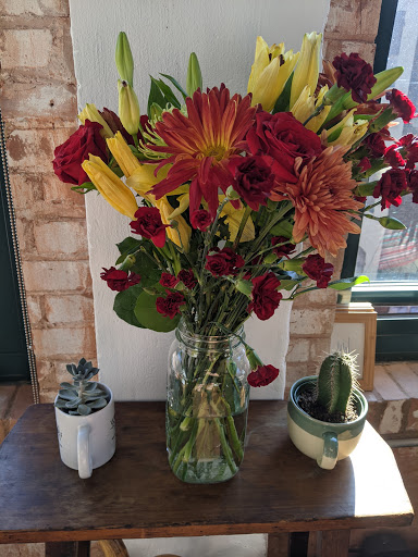 Florist «Floral & Fruit Paradise», reviews and photos, 2704 Bridge Ave, Cleveland, OH 44113, USA