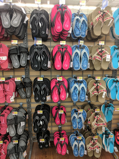 Department Store «Walmart Supercenter», reviews and photos, 3700 Owen Rd, Fenton, MI 48430, USA