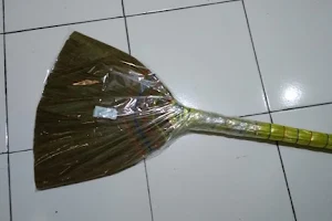 Pabrik Sapu Glagah Indonesia - grass broom image