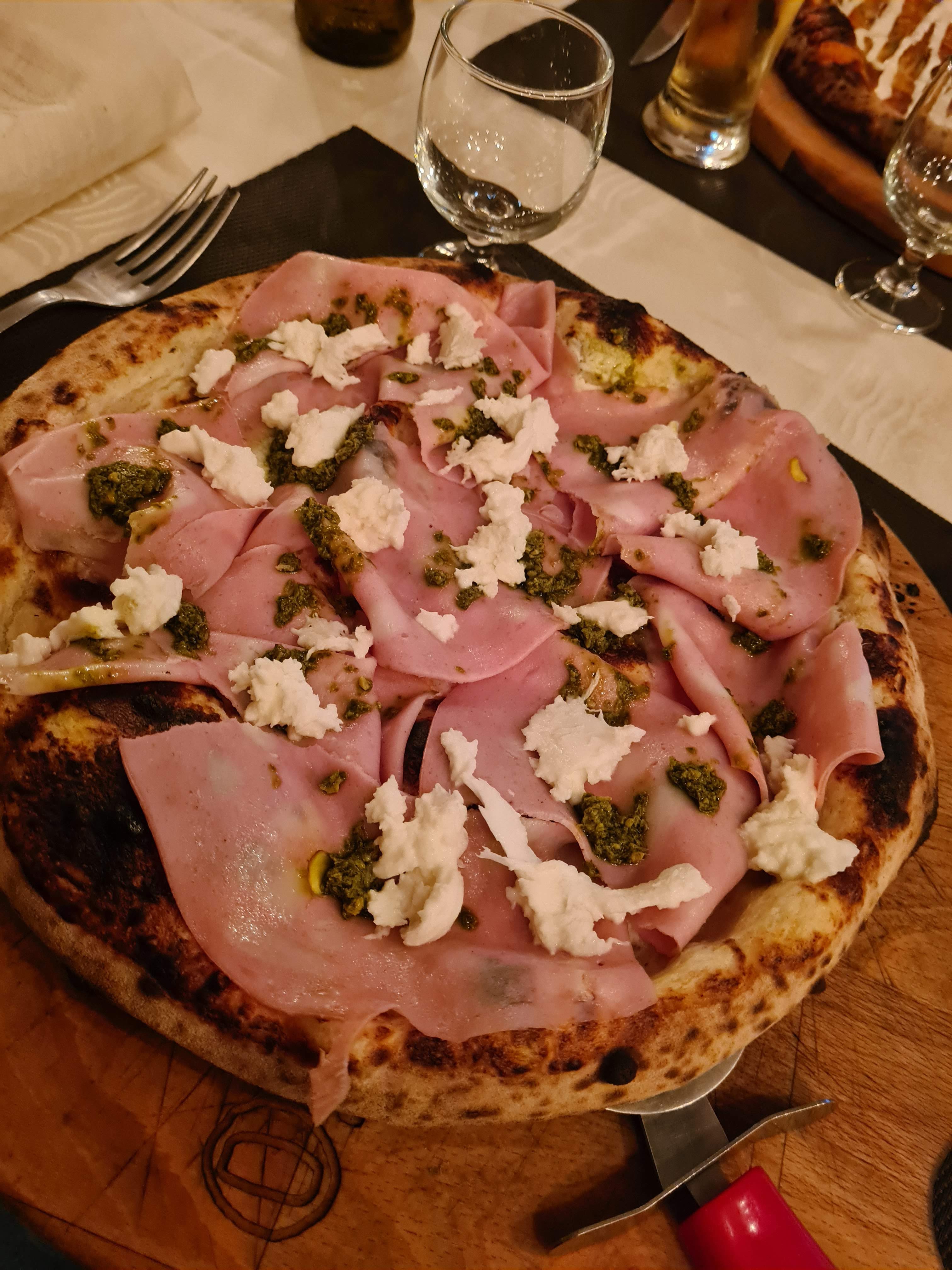 Photo n° 1 de l'avis de Helene.e fait le 08/10/2022 à 20:27