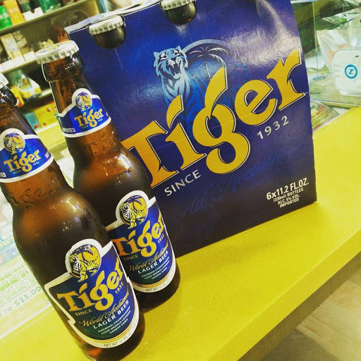 Grocery Store «The Bee Grocery», reviews and photos, 1001 E 6th St, Austin, TX 78702, USA