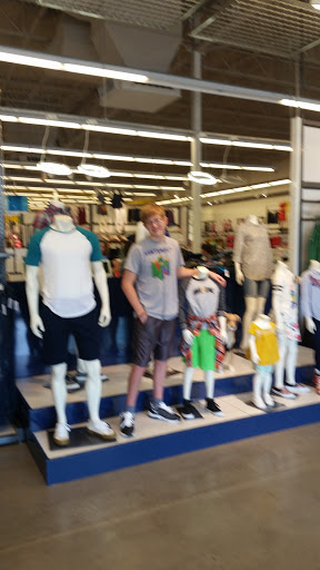 Clothing Store «Old Navy», reviews and photos, 4300 Towne Center Dr, Louisville, KY 40241, USA