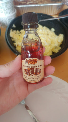 American Restaurant «Cracker Barrel Old Country Store», reviews and photos, 23030 Indian Creek Dr, Sterling, VA 20166, USA