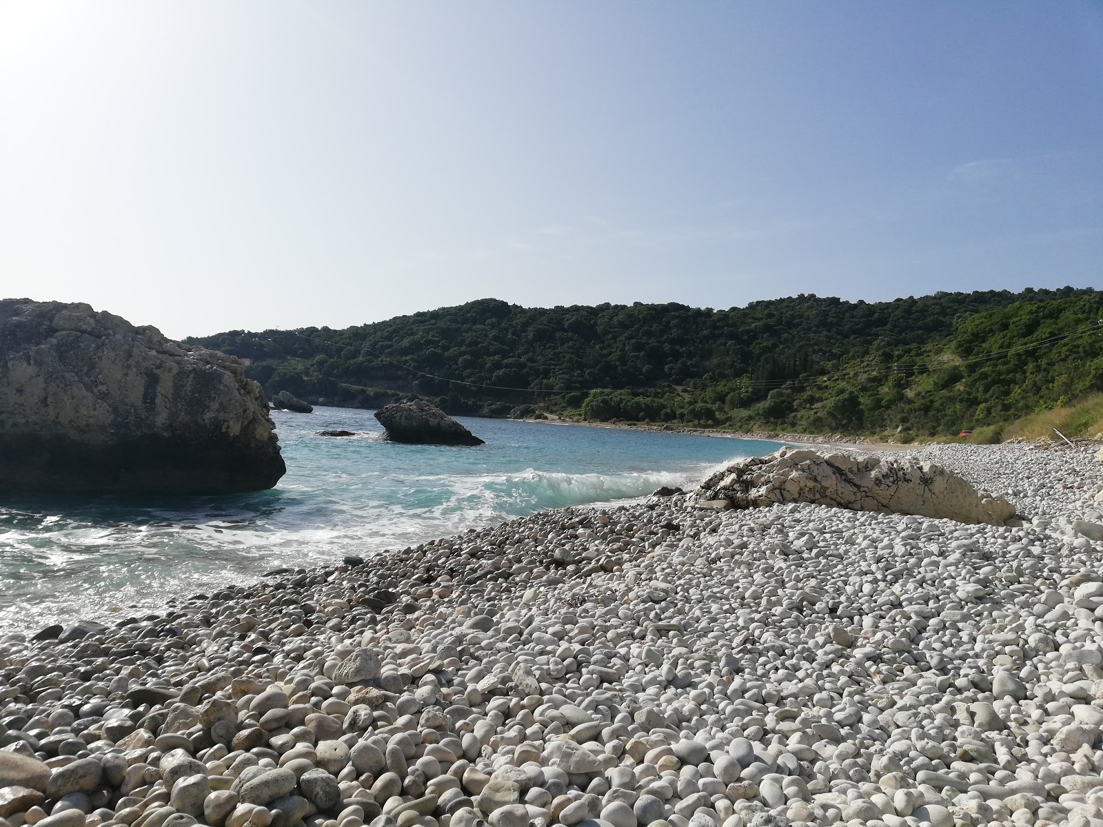 Photo de Cronidis beach situé dans une zone naturelle