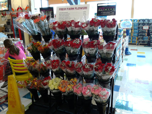 Grocery Store «Mi Pueblo Food Center», reviews and photos, 187 Harder Rd, Hayward, CA 94544, USA