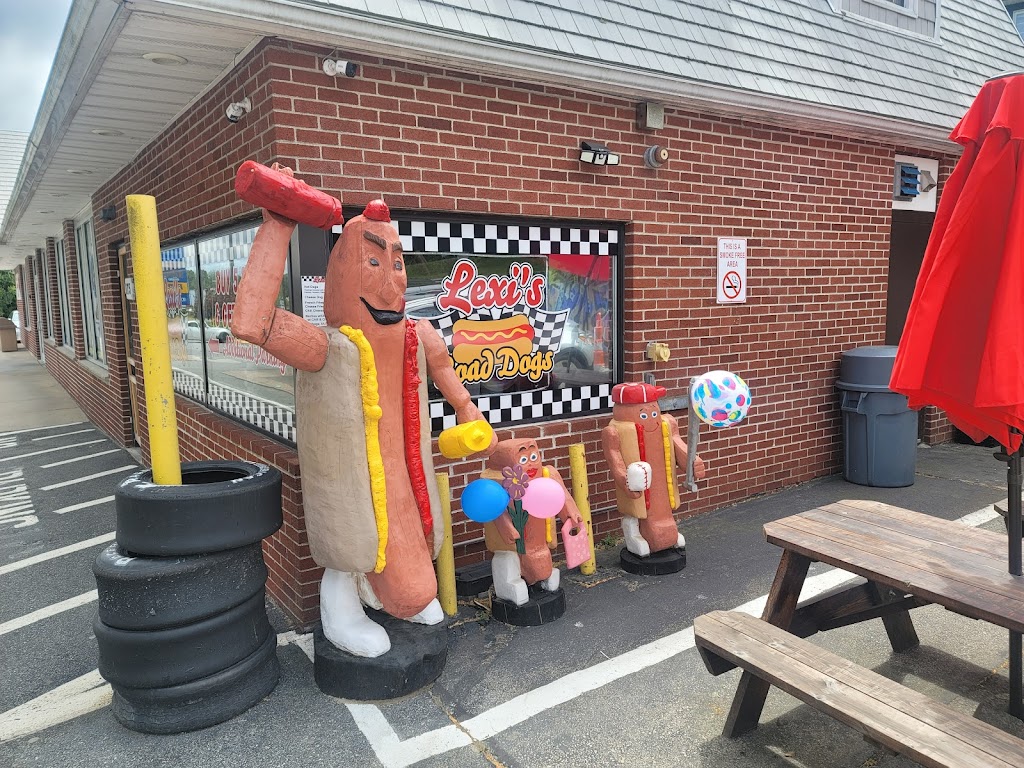 Lexi's road dogs 02790