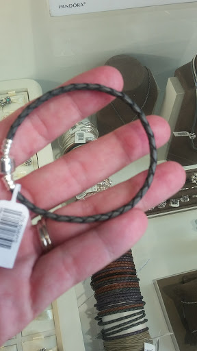 Jewelry Store «Jared Vault», reviews and photos, 915 Ridgewalk Pkwy #500, Woodstock, GA 30188, USA