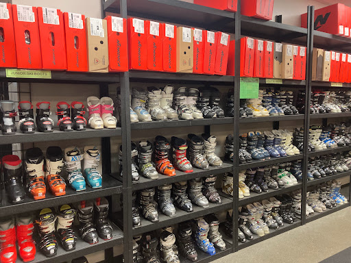 Sporting Goods Store «Play It Again Sports & Hockey», reviews and photos, 16929 WA-99 #110, Lynnwood, WA 98037, USA