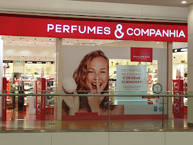 Perfumes & Companhia