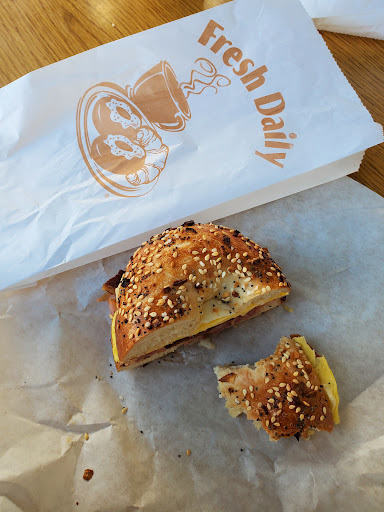 Donut Shop «O B Donuts», reviews and photos, 1830 Sunset Cliffs Blvd # C, San Diego, CA 92107, USA