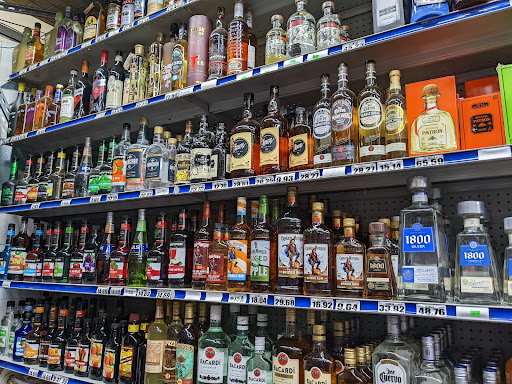 Liquor Store «Main Street Party Store», reviews and photos, 201 N Main St, Ann Arbor, MI 48104, USA