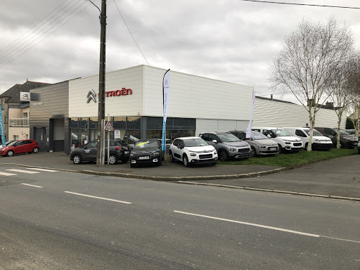 Photo 3 - RENAULT Landivisiau
