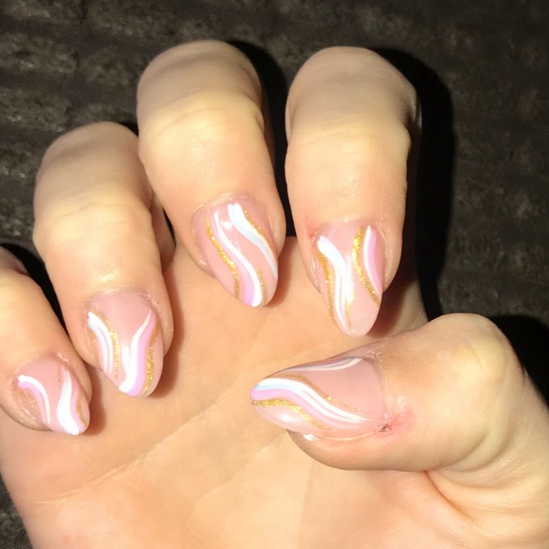 Pinky Nails