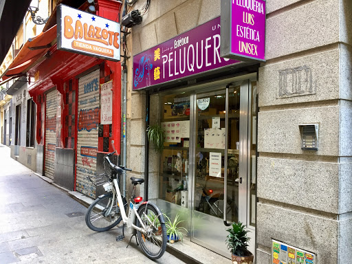 Información y opiniones sobre PELUQUEROS Luís de Madrid