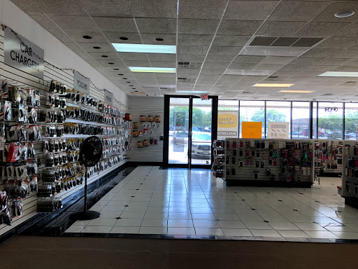 Cell Phone Store «Cellz Emporium Cell Phone Repair & Accessories Superstore», reviews and photos, 7338 San Pedro Ave, San Antonio, TX 78216, USA