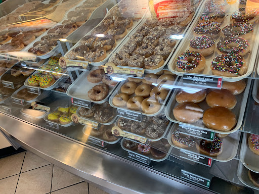 Donut Shop «Krispy Kreme», reviews and photos, 3000 Bardstown Rd, Louisville, KY 40205, USA