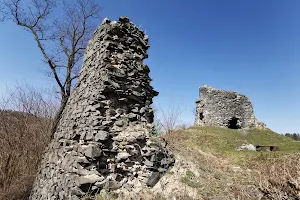 Castle ruins Ostrý (Scharfenstein) image
