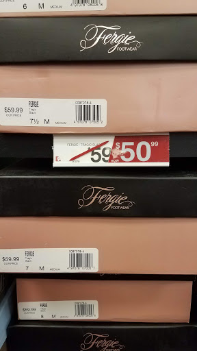 Shoe Store «Famous Footwear», reviews and photos, 32 Main Ave, Clifton, NJ 07014, USA