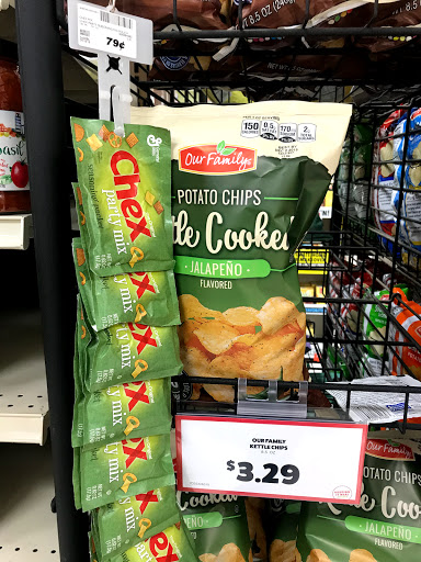 Grocery Store «Family Fare Supermarket», reviews and photos, 1415 Fulton St E, Grand Rapids, MI 49503, USA