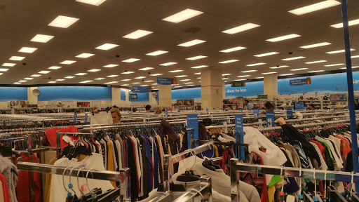 Clothing Store «Ross Dress for Less», reviews and photos, 1141 5th St, Miami Beach, FL 33139, USA