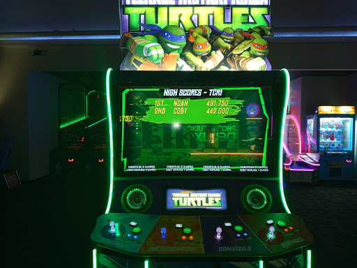 Bowling Alley «Revolutions Bowling & Lounge», reviews and photos, 60 Bidwell Rd, South Windsor, CT 06074, USA