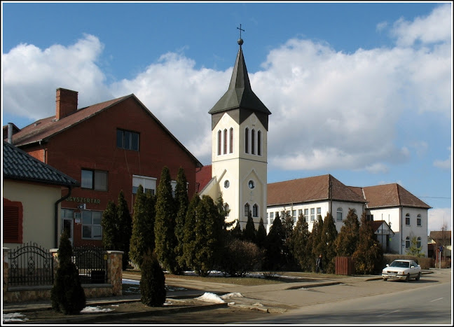 Apagyi Szent László templom