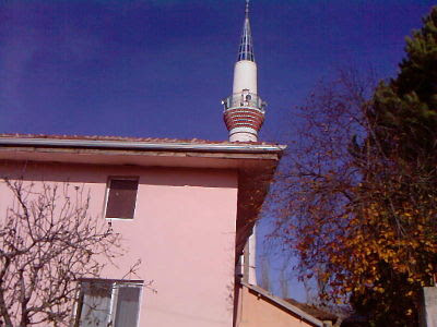 Yukarı Mahalle Cami