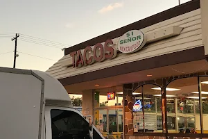 Tacos Si Señor image