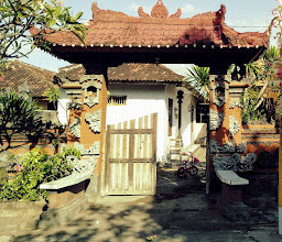 Baru Dua Beach Hotel photo