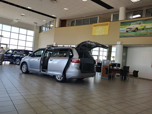 Toyota Dealer «Toyota of Pharr», reviews and photos, 1625 W Expy 83, Pharr, TX 78577, USA