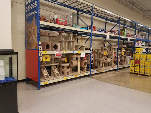 Pet Supply Store «PetSmart», reviews and photos, 140 Barrington Rd, Schaumburg, IL 60194, USA