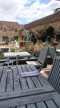 Atmosphère du Restaurant Les Quat'Zarts à Maulette - n°16