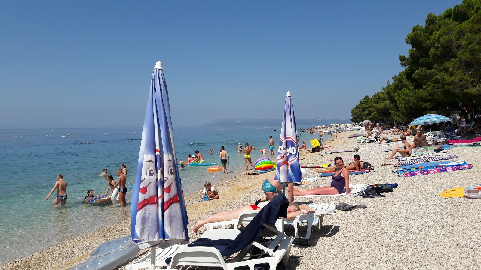 Fotografija Plaža Slatina priljubljeno mesto med poznavalci sprostitve