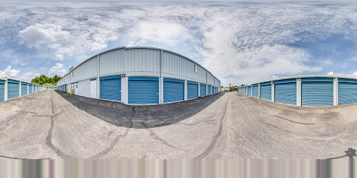 Self-Storage Facility «Metro Self Storage», reviews and photos, 3026 Veterans Rd W, Staten Island, NY 10309, USA