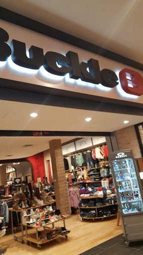 Shopping Mall «International Plaza and Bay Street», reviews and photos, 2223 N Westshore Blvd, Tampa, FL 33607, USA