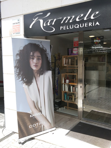 Karmele ile-apaindegia en Urduliz, Vizcaya