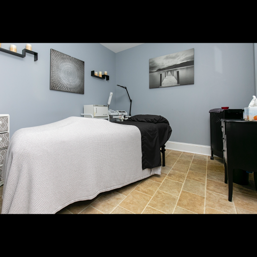 Beauty Salon «Adore Salon & Spa», reviews and photos, 119 S English Station Rd, Louisville, KY 40245, USA