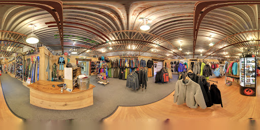 Snowboard Shop «Peak Ski & Snowboard Center», reviews and photos, 640 Center Rd, Pittsburgh, PA 15239, USA