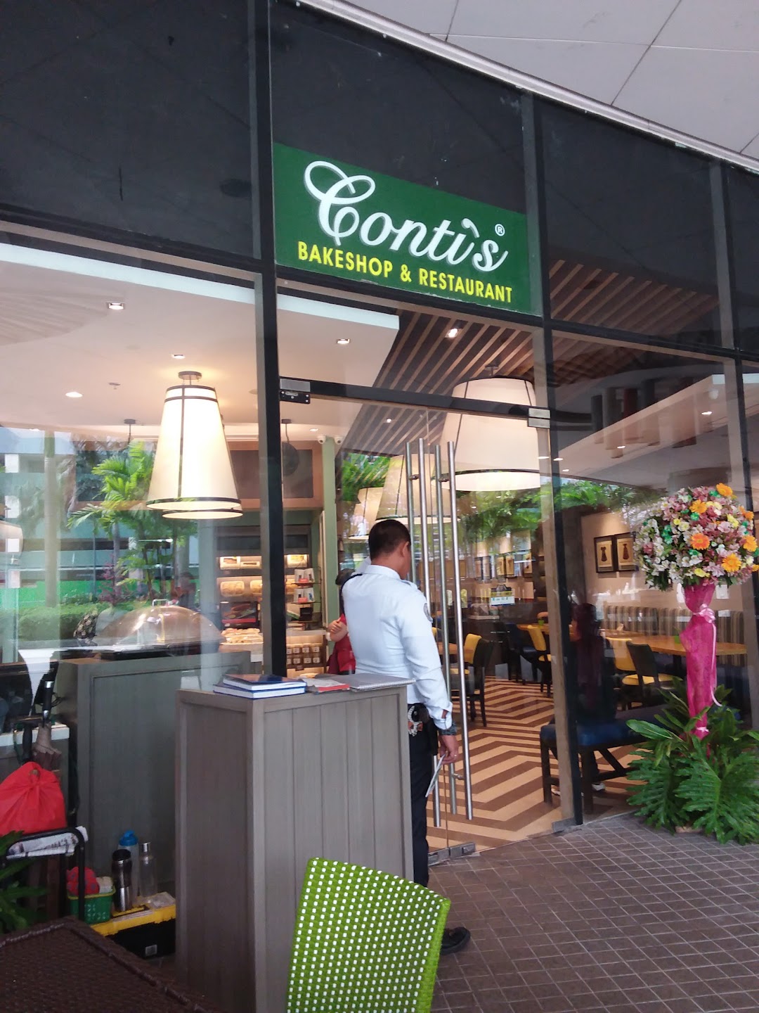 Contis Bakeshop & Restaurant Robinsons Magnolia