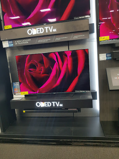 Electronics Store «Best Buy», reviews and photos, 675 US-1, Iselin, NJ 08830, USA