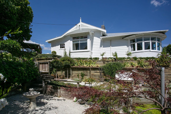 Reviews of First National Te Awamutu in Te Awamutu - Real estate agency