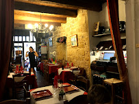 Atmosphère du Restaurant français La Salamandre à Sarlat-la-Canéda - n°2