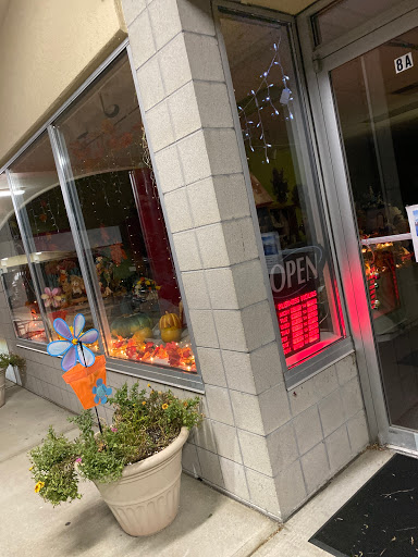 Flowers On the Hill, 290 Derry Rd, Hudson, NH 03051, USA, 