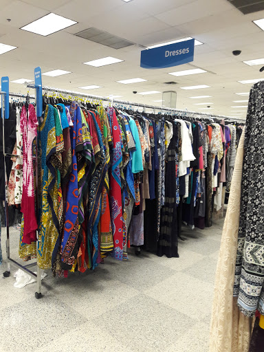 Clothing Store «Ross Dress for Less», reviews and photos, 3371 US-1, Lawrenceville, NJ 08648, USA