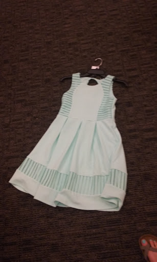 Department Store «Nordstrom Rack Rivers Edge Shopping Center», reviews and photos, 4036 E 82nd St, Indianapolis, IN 46250, USA