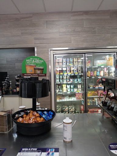 Convenience Store «7-Eleven», reviews and photos, 6980 40th St N, Pinellas Park, FL 33781, USA