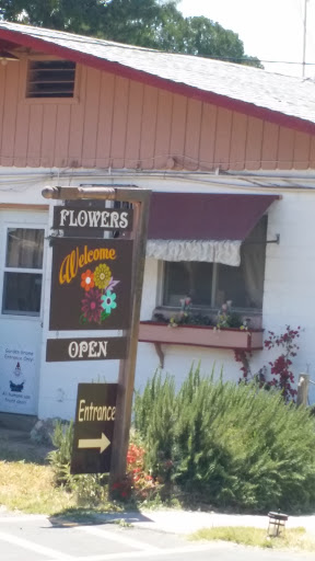 Florist «Lighthouse Flower Shop», reviews and photos, 1007 E Southern Ave, Mesa, AZ 85204, USA
