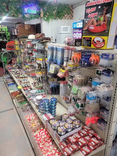 Convenience Store «K-V Bottle Shop», reviews and photos, 5200 Lake Isabella Blvd, Lake Isabella, CA 93240, USA