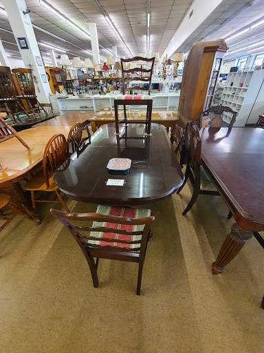 Thrift Store «Good Samaritan Thrift Store», reviews and photos, 4680 N Southside Plaza St, Richmond, VA 23224, USA